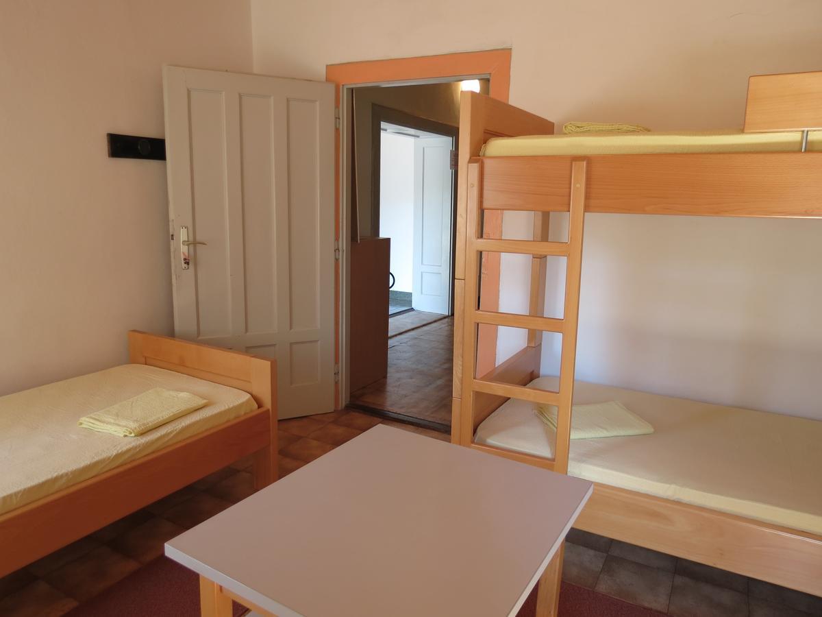 Hi Hostel Veli Lošinj Zewnętrze zdjęcie