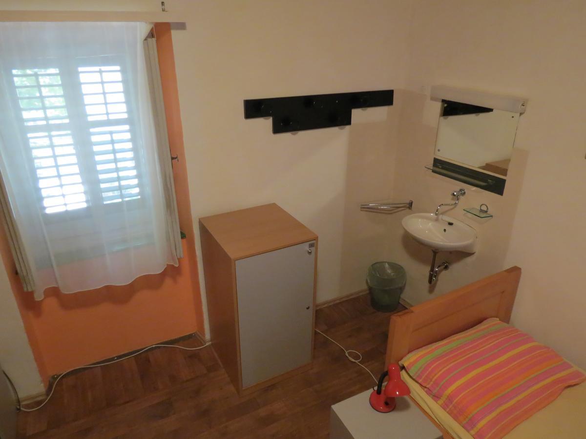 Hi Hostel Veli Lošinj Zewnętrze zdjęcie