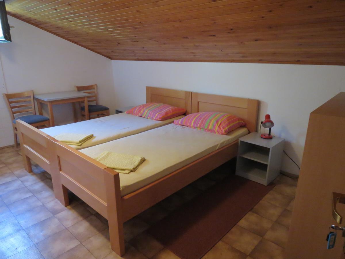 Hi Hostel Veli Lošinj Zewnętrze zdjęcie